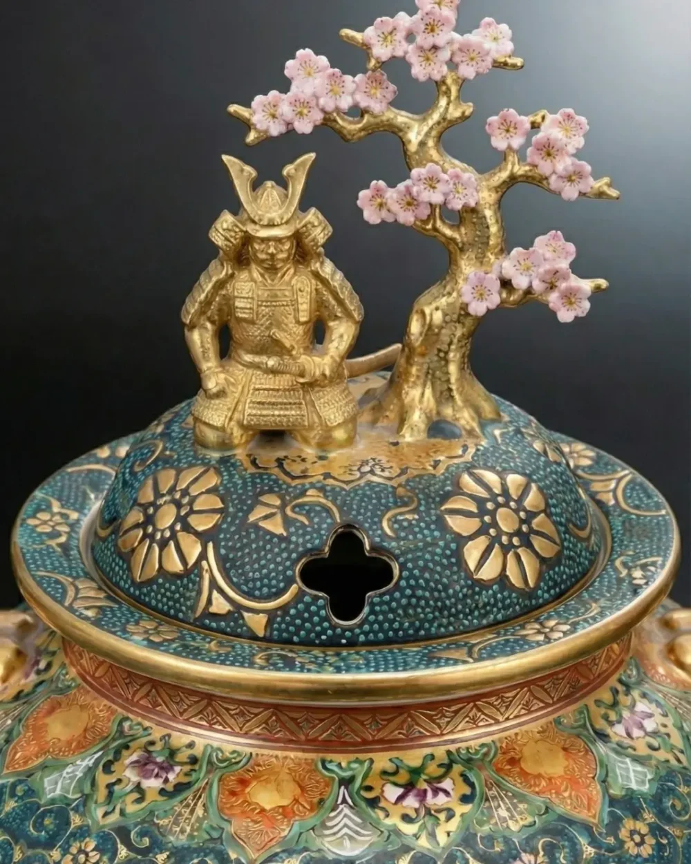 The Imperial Kutani Artifact (Taisho Sovereign Edition)