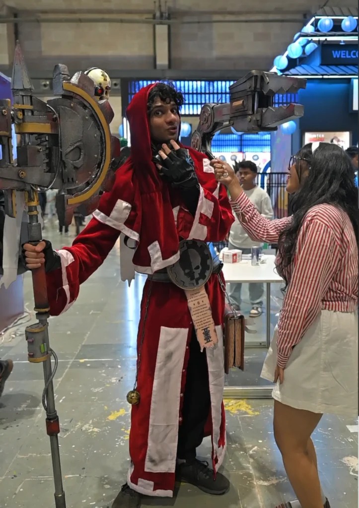 IAN Media Host interviewing Arya who cosplayed as a Tech-Priest (Adeptus Mechanicus)